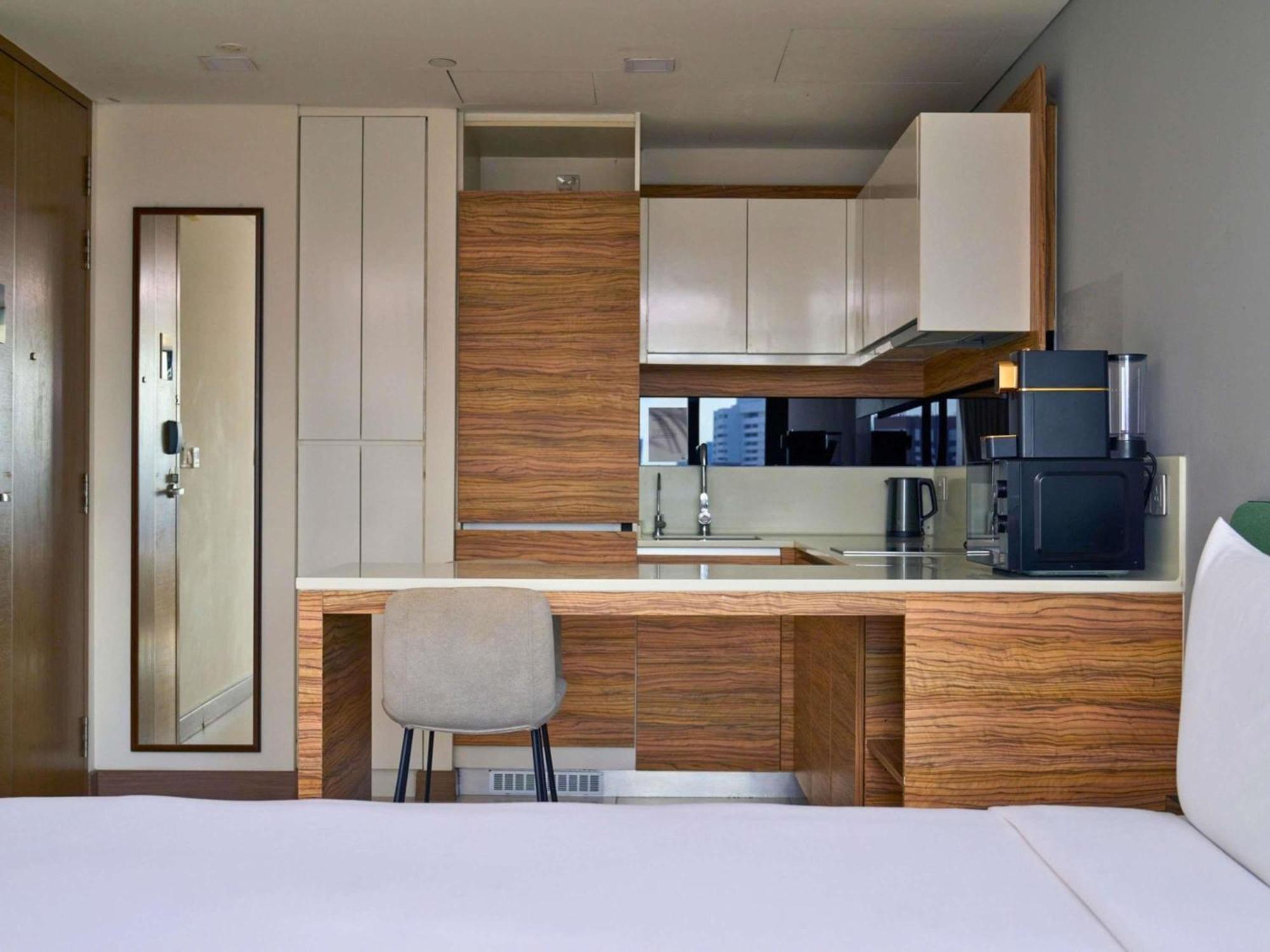 Executive Studio